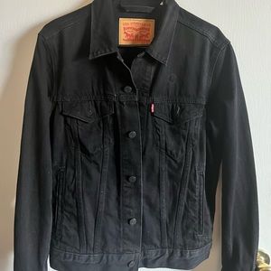 Levi’s Trucker Jacket